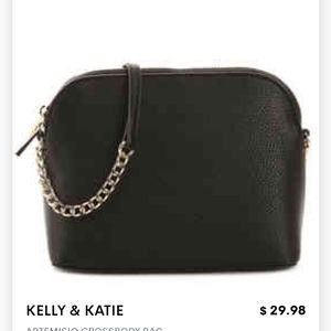 Kelly & Katie Artemisio crossbody purse